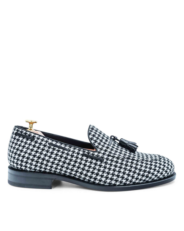 Noble Houndstooth Tassel Loafers